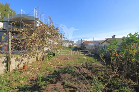 Terreno para construção de moradia em moreira