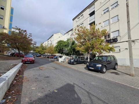 Apartamento t3 laranjeiro, almada