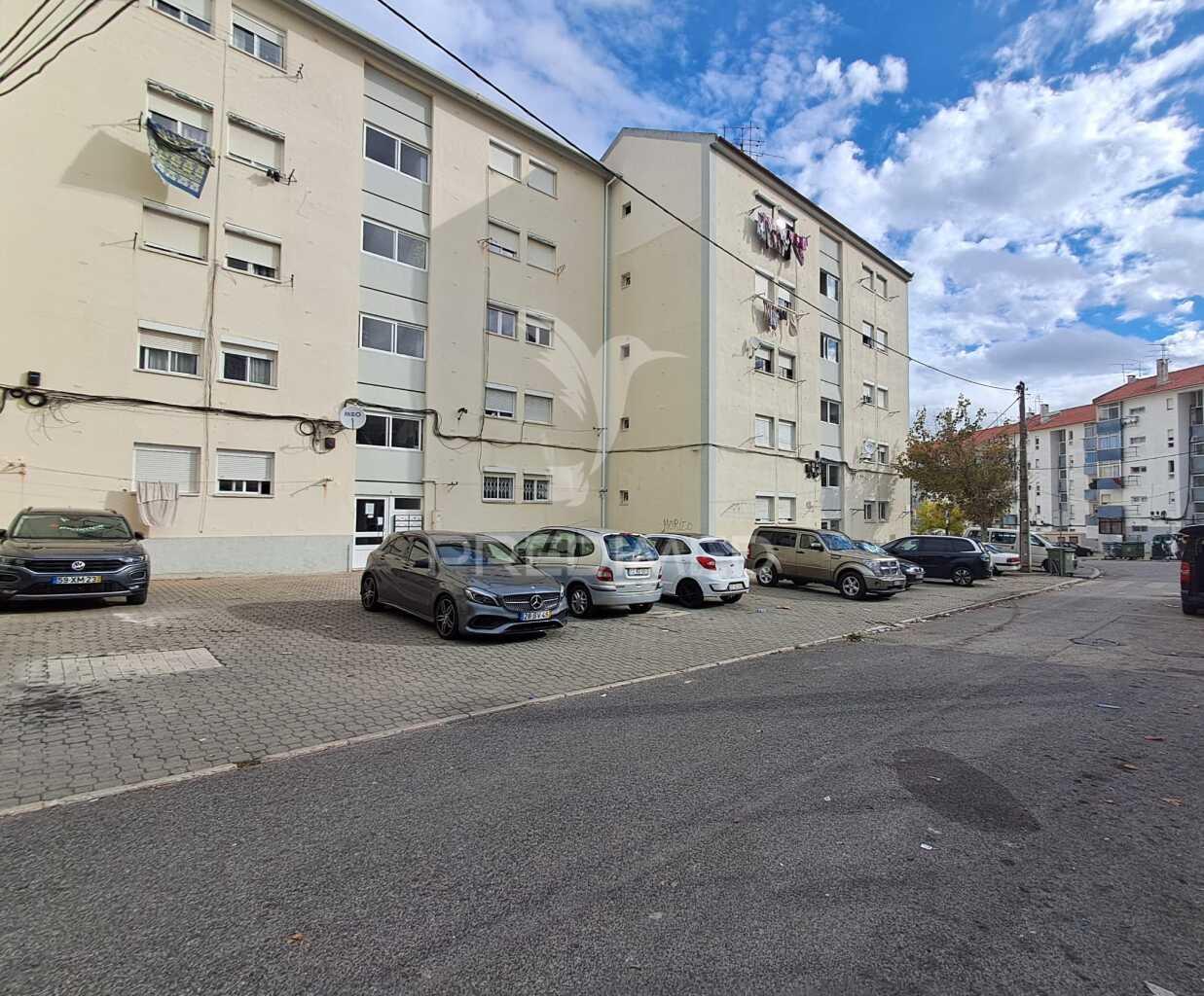 Apartamento t3 laranjeiro, almada