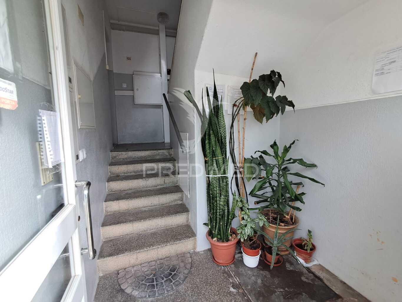 Apartamento t3 laranjeiro, almada