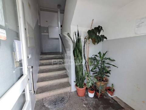 Apartamento t3 laranjeiro, almada