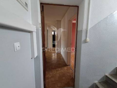 Apartamento t3 laranjeiro, almada