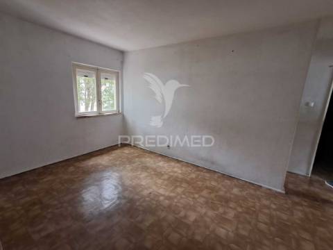 Apartamento t3 laranjeiro, almada