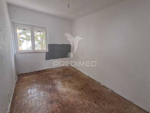 Apartamento t3 laranjeiro, almada