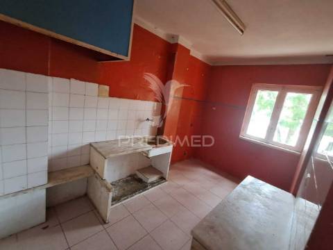 Apartamento t3 laranjeiro, almada