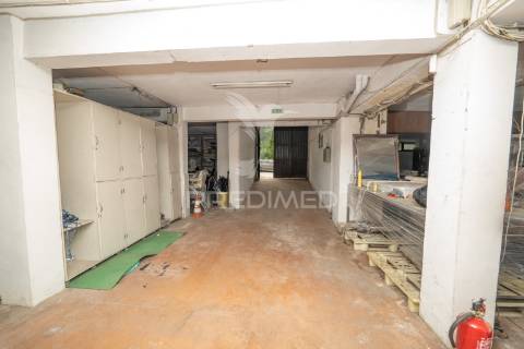 Garagem/armazém- maximinos, braga