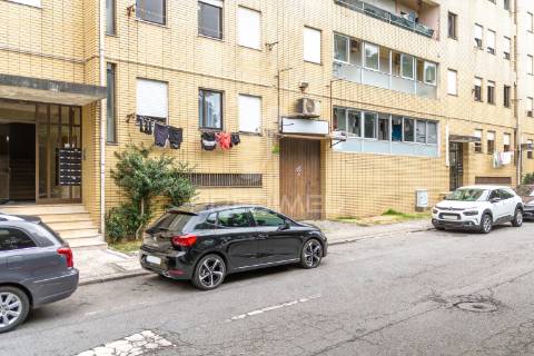 Garagem/armazém- maximinos, braga