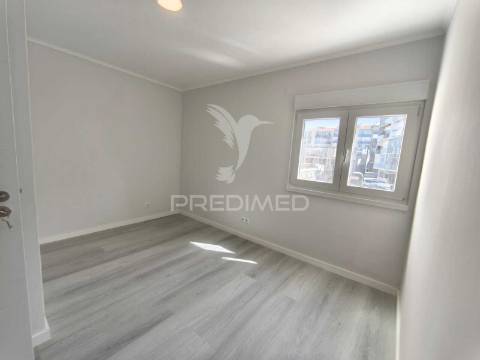 Apartamento t3 remodelado