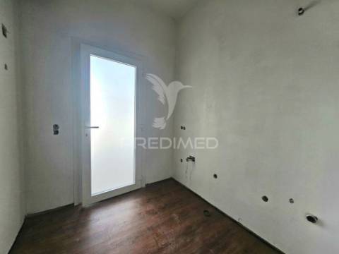 Moradia isolada t3, c/piscina e box, qta. marquesa - q. anjo