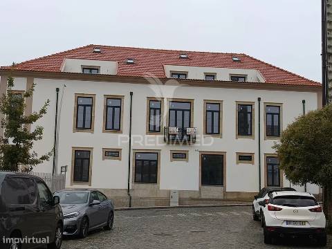 Apartamento t2 no centro de ovar