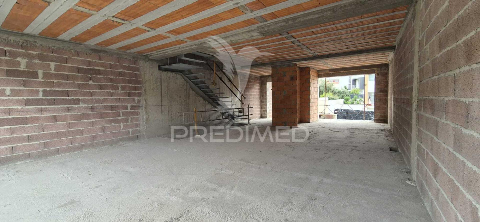 Moradia t3 em lamaçães