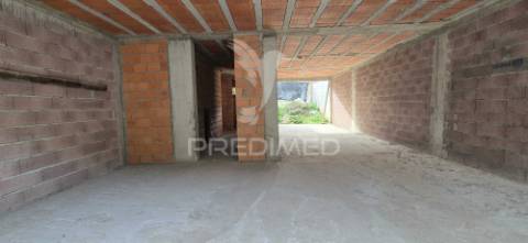 Moradia t3 em lamaçães