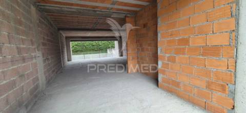 Moradia t3 em lamaçães