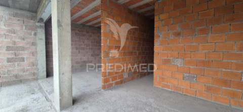 Moradia t3 em lamaçães