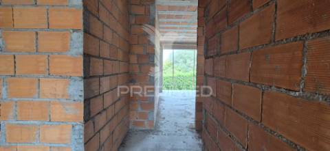 Moradia t3 em lamaçães