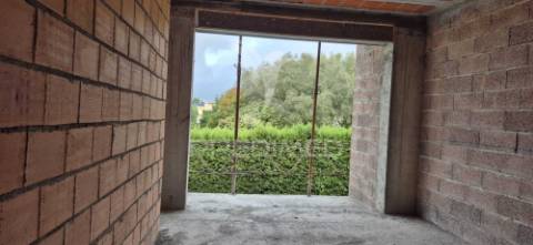 Moradia t3 em lamaçães