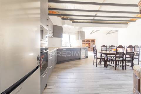 Moradia térrea em quintinha no pinhal novo