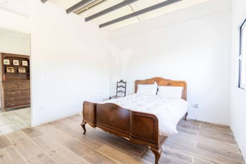 Moradia térrea em quintinha no pinhal novo