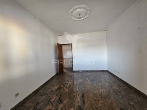 Apartamento t4 em gaio do rosário