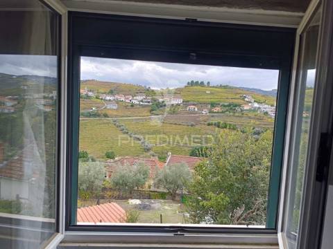 Moradia t3 independente em santa marta de penaguião