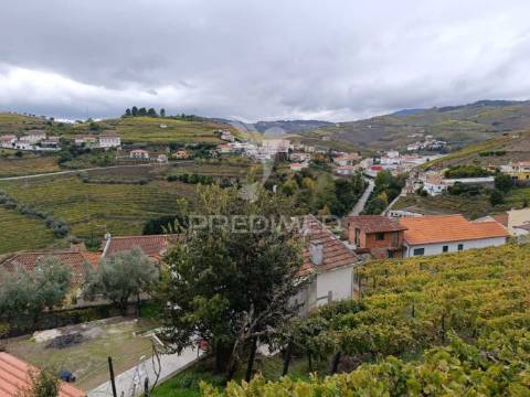 Moradia t3 independente em santa marta de penaguião