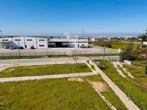 Moradia em banda t3 em fase de construção - atalaia, montijo