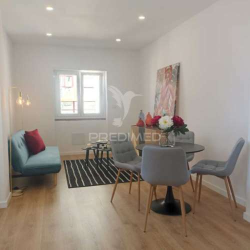 Apartamento lisboa t3 benfica remodelado