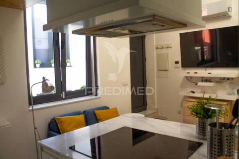 Vende-se moradia t1 duplex mobilada porto