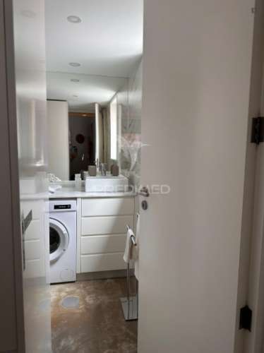 Vende-se moradia t1 duplex mobilada porto