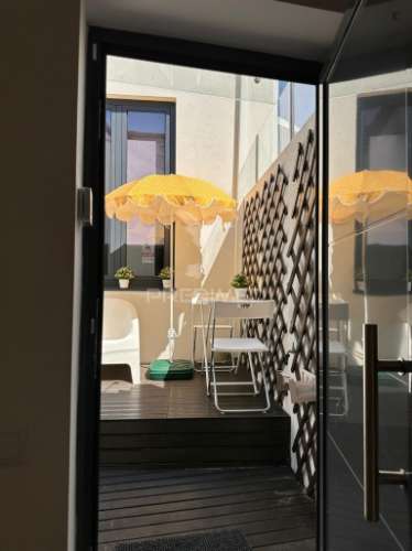 Vende-se moradia t1 duplex mobilada porto