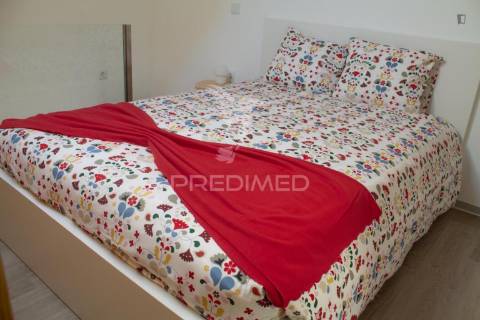 Vende-se moradia t1 duplex mobilada porto