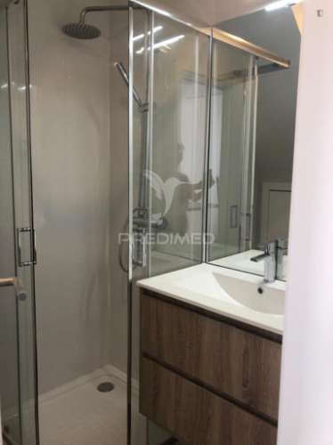 Vende-se moradia t1 duplex mobilada porto