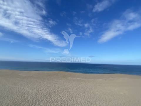 Moradia t5 com piscina em vila nova de santo andré