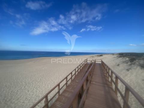 Moradia t5 com piscina em vila nova de santo andré