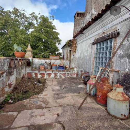 Casa antiga em alpalhão