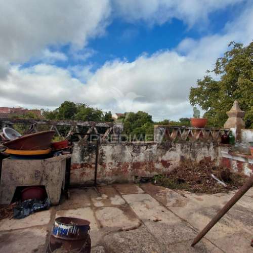 Casa antiga em alpalhão