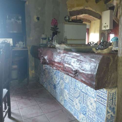 Casa antiga em alpalhão