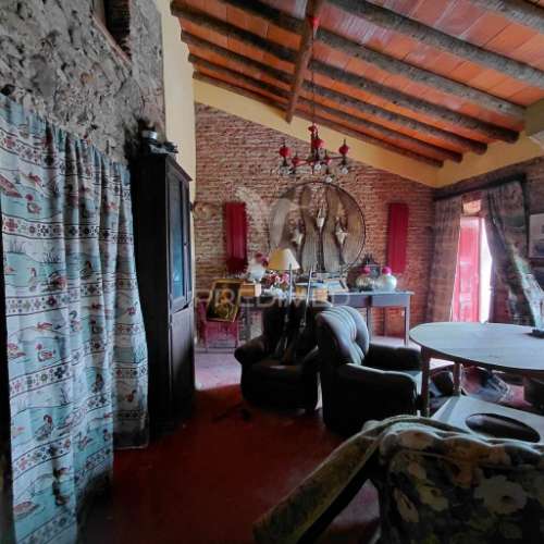 Casa antiga em alpalhão