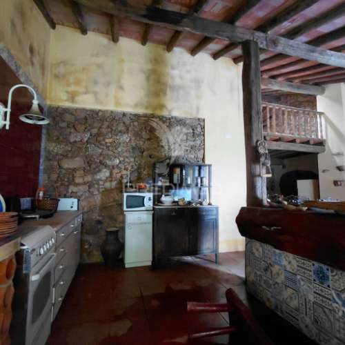 Casa antiga em alpalhão