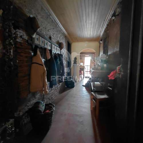 Casa antiga em alpalhão