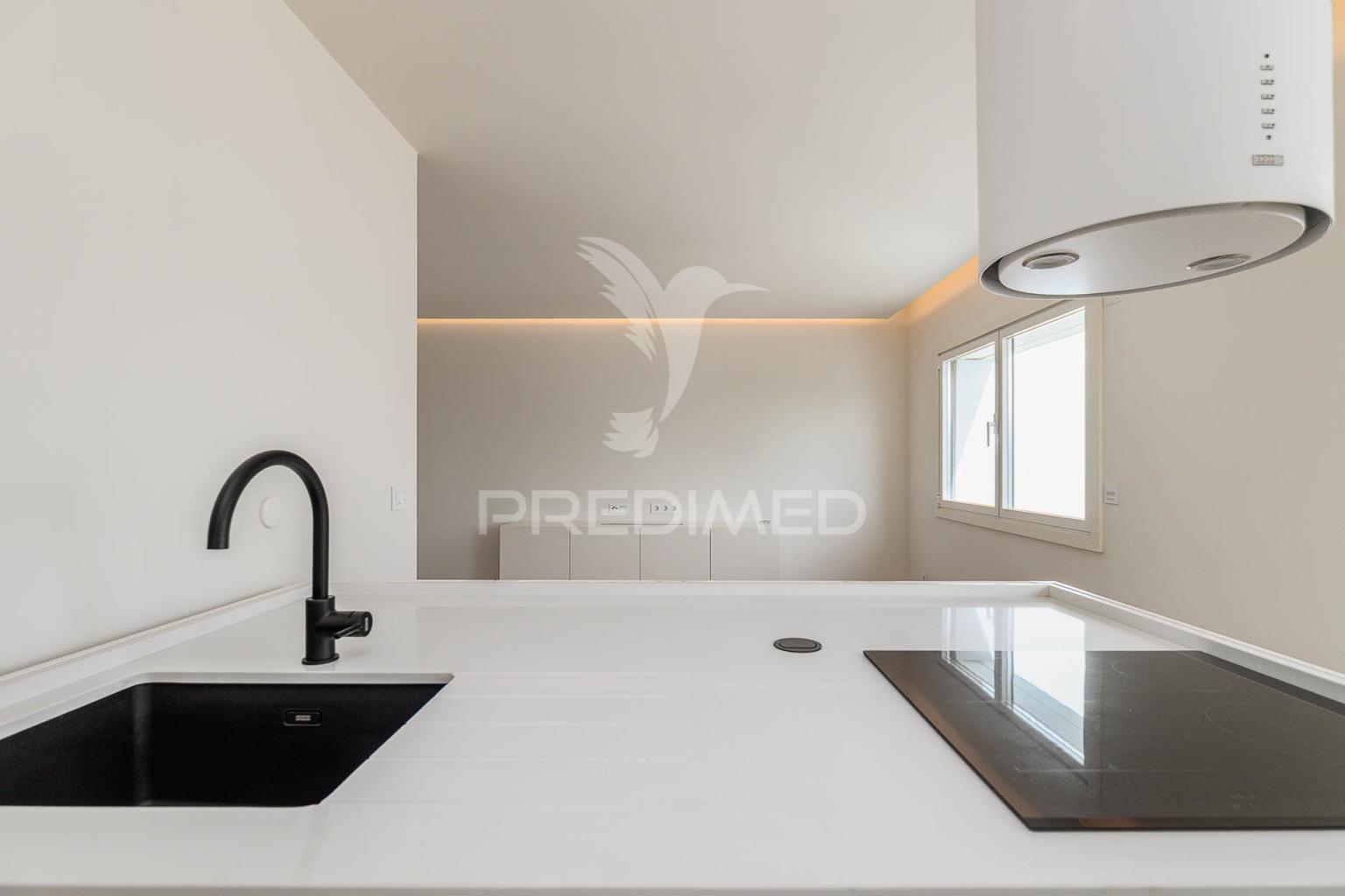 Apartamento t4 vista de mar na praia das maçãs, sintra