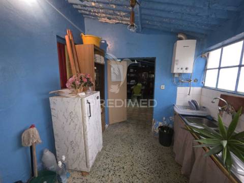 Moradia t3 com espaço exterior - grândola