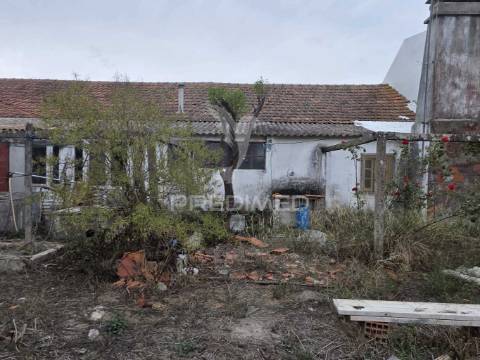 Moradia t3 com espaço exterior - grândola