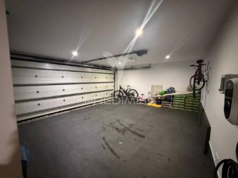 Moradia recente t3 na trofa