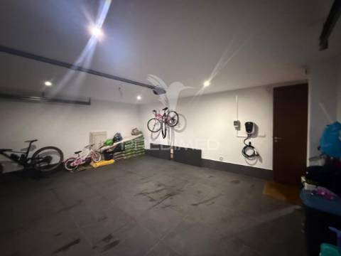 Moradia recente t3 na trofa