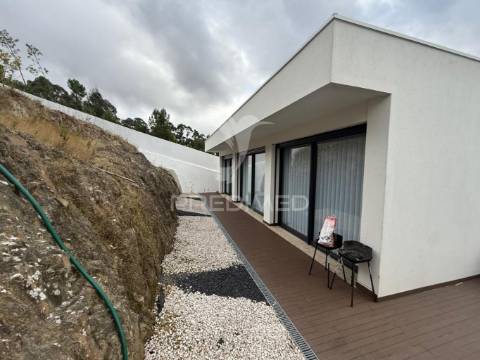 Moradia recente t3 na trofa