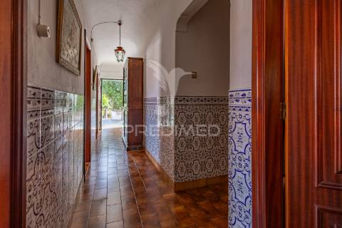 Moradia típica alentejana em mora