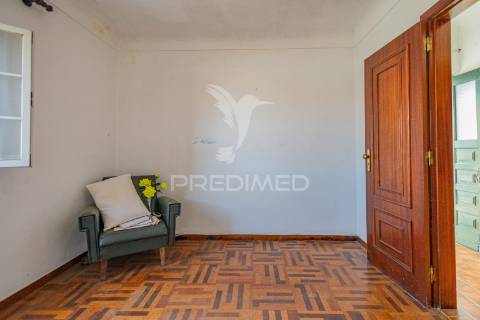 Moradia típica alentejana em mora