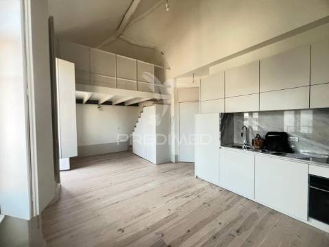 Loft  moderno no porto