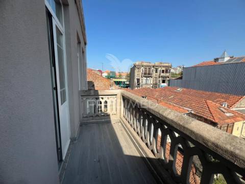 Loft  moderno no porto